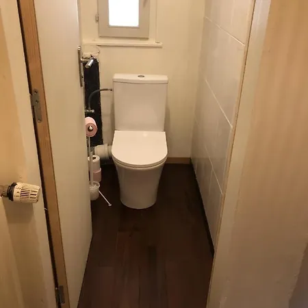 Du Milieu Apartment